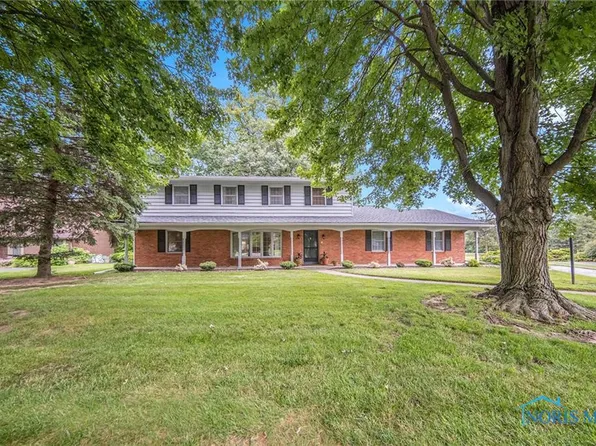 3033 Plumbrook Dr, Maumee, OH 43537
