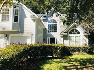 635 Majestic Oak Dr, Charleston, SC 29412