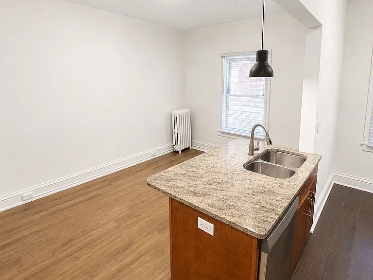 2881 Irving Ave S #106 — Photo 6