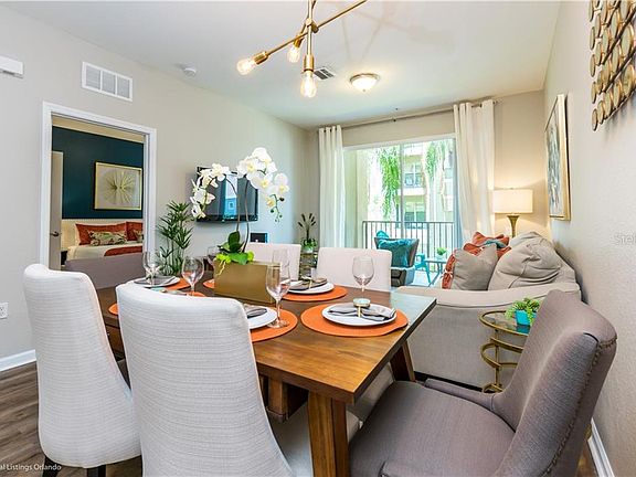 4th image of 5000 Cayview Ave #202