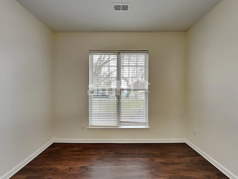 6604 Conifer Cir — Photo 17