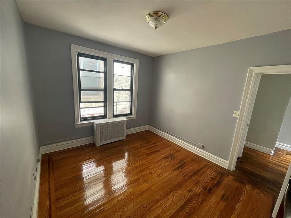 1st image of 853 E 242nd St #2R