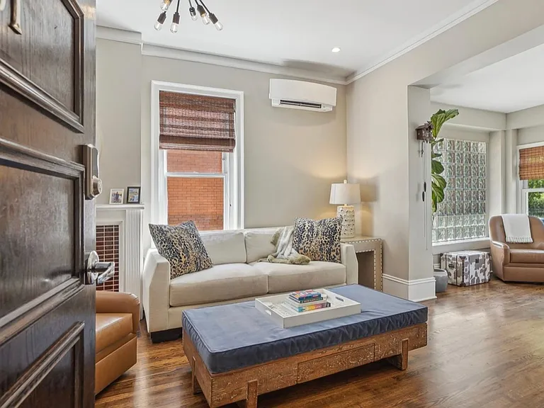 1176 N Gaylord St #101 — Photo 12