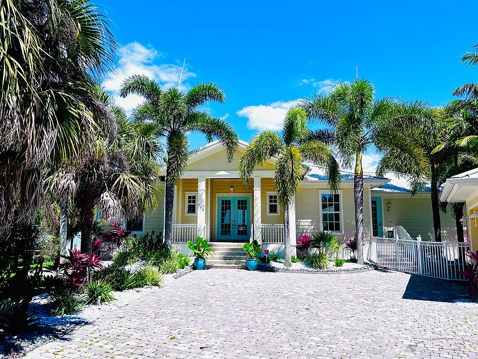 216 Goodland Dr E, Goodland, FL 34140 MLS 2240812 Zillow