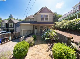 1716 Jackson St, Oregon City, OR 97045