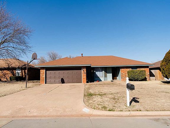 3rd image of 4610 Pine Cone Ln