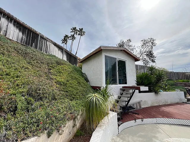 2533 Trace Rd — Photo 2