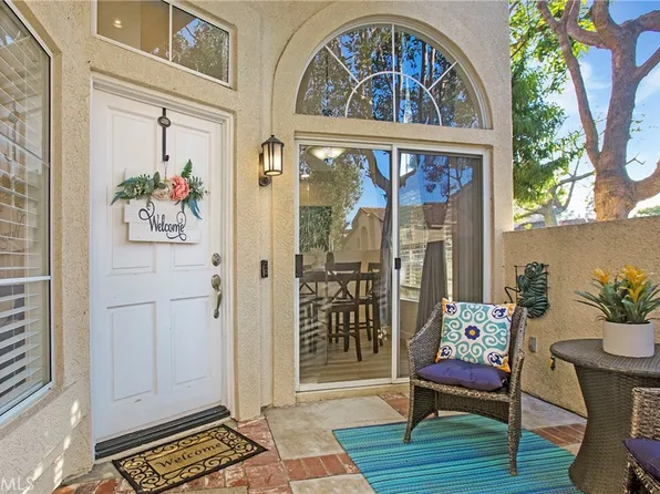 92 Nightingale Dr, Aliso Viejo, CA 92656