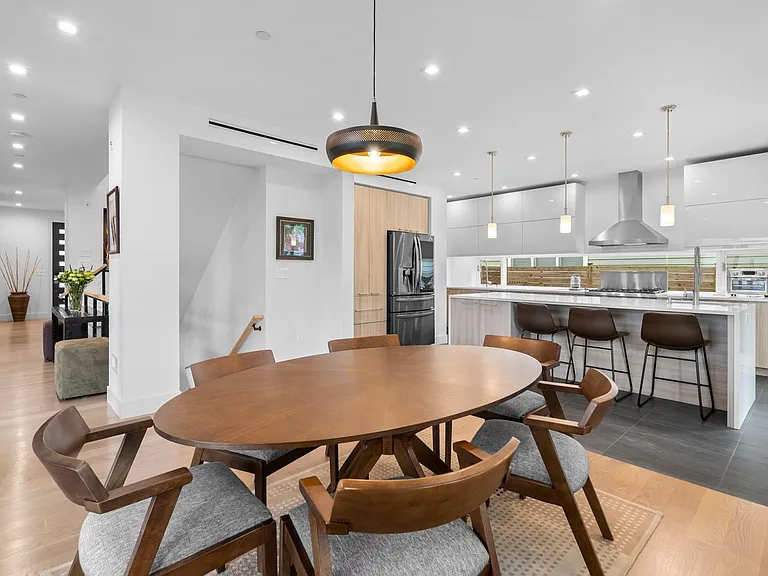 6010 Wilmett Rd — Photo 12