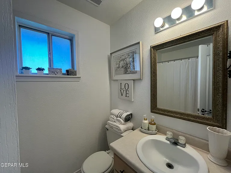 157 Lago De Oro Dr — Photo 12