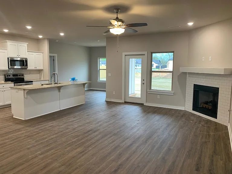 403 Otoe St — Photo 3