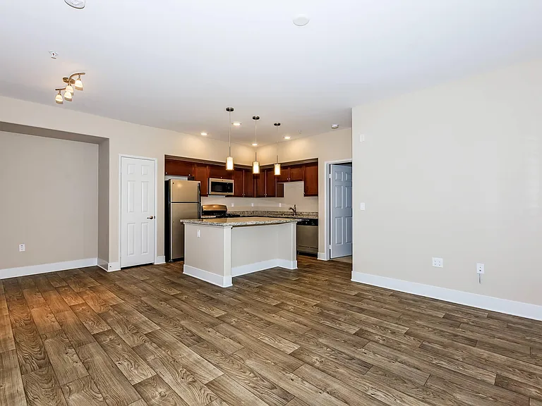 Sendero Gateway Apartment Homes — Photo 65