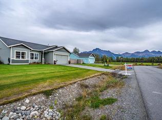 1005 S Arza Cir, Palmer, AK 99645