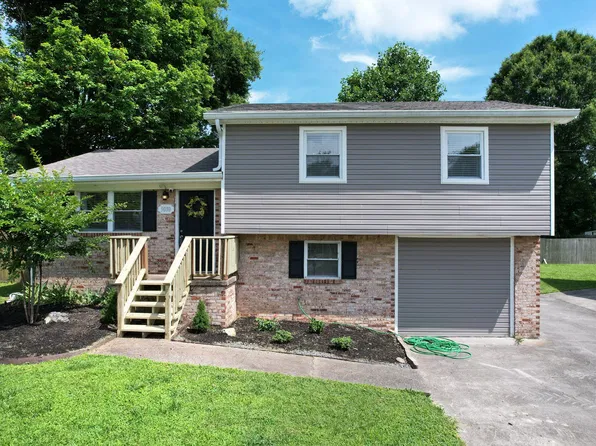 5030 Gold Pointe Dr NE, Cleveland, TN 37312