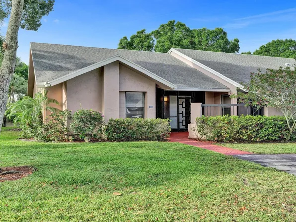 10976 Lake Front Place, Boca Raton, FL 33498