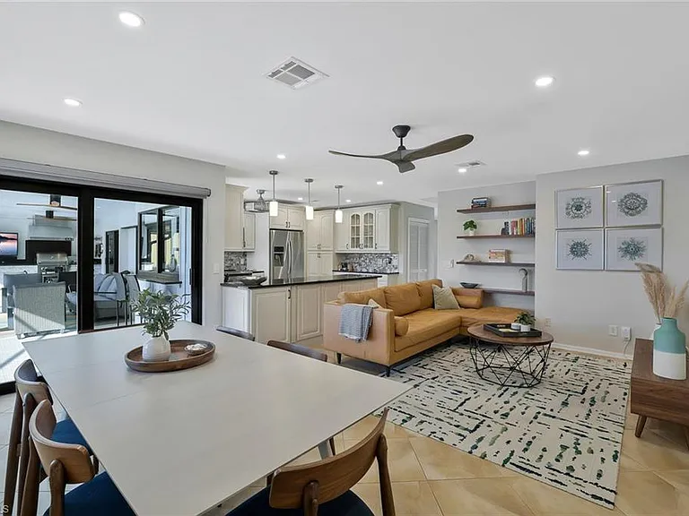 50 Copperfield Ct — Photo 15