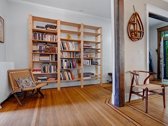 3172 18TH ST NW-7_05262023