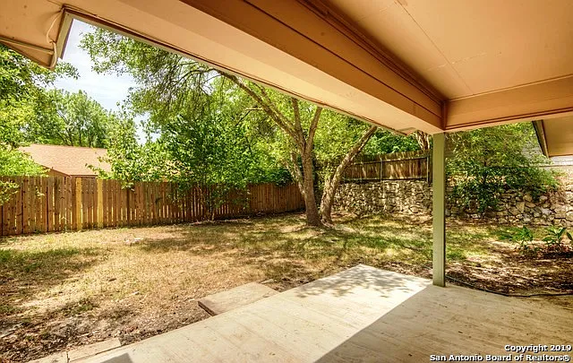 8818 Slumber Ln — Photo 22