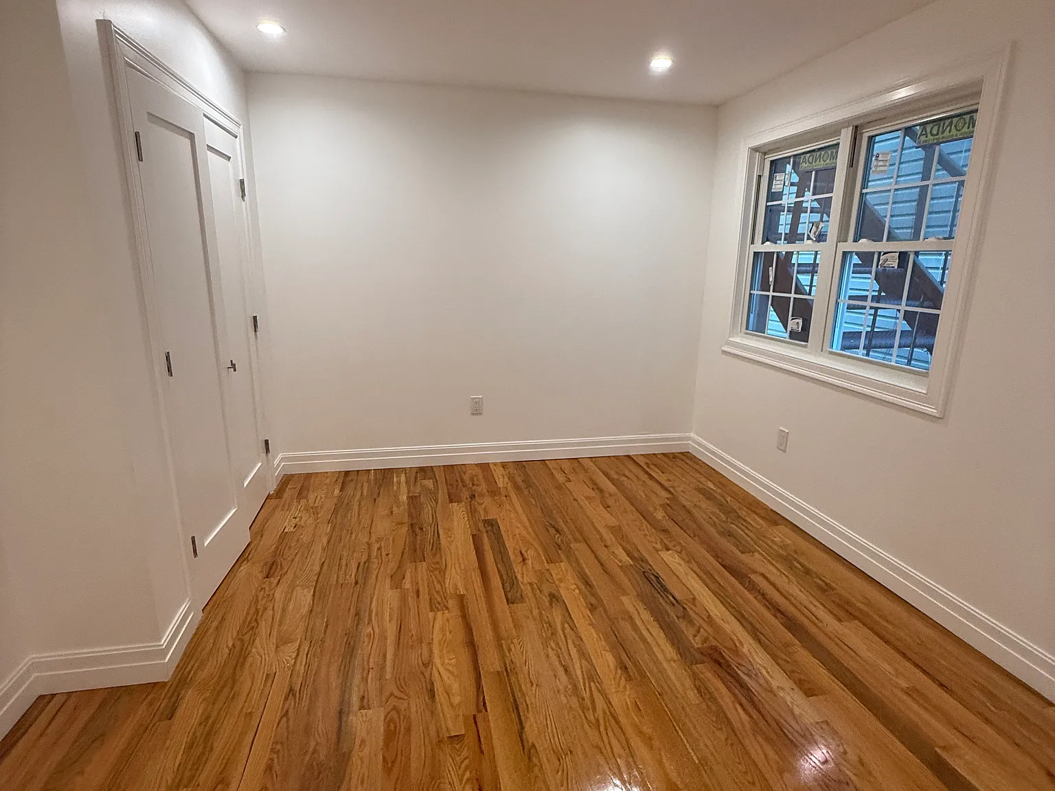 3 bed, 1300 sqft, $4,000 — Photo 3