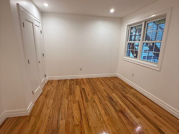3rd image of 2118 Quimby Ave #1