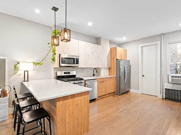 171 8th St, Brooklyn, NY 11215