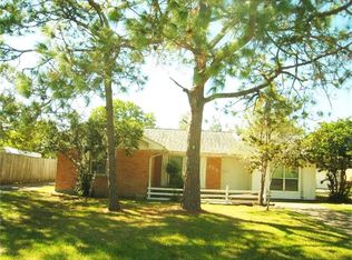 112 Walnut St, Lake Jackson, TX 77566