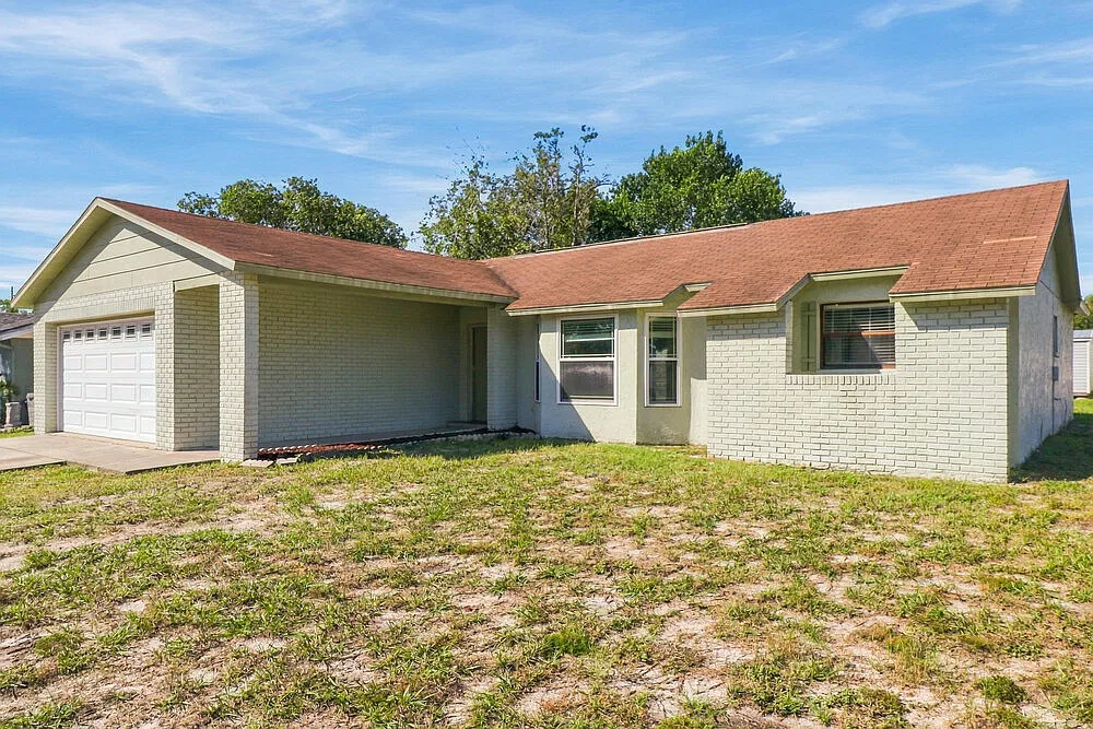3 bed, 2.0 bath, 1510 sqft, $1,975 — Photo 3