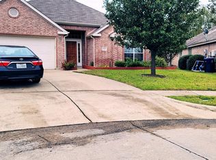 5802 Blue Oak Dr, Garland, TX 75043