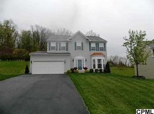 502 Sandpiper Ln, New Cumberland, PA 17070