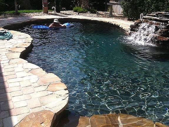 2nd image of 831 Blairmont Ln