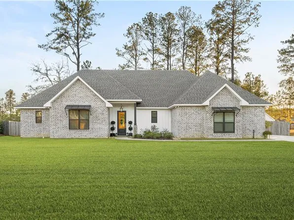 711 Odessa Ln, Covington, LA 70435