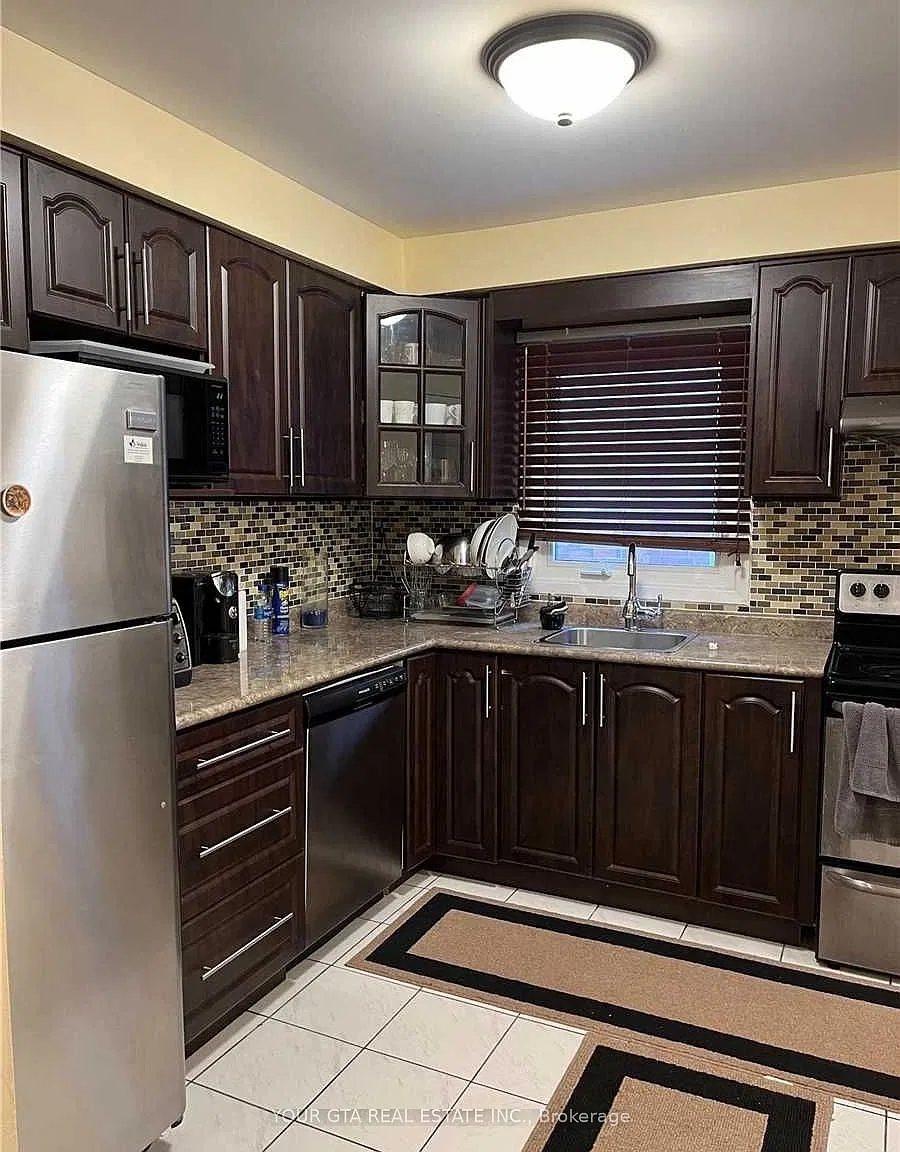 3 bed, $2,600 — Photo 4