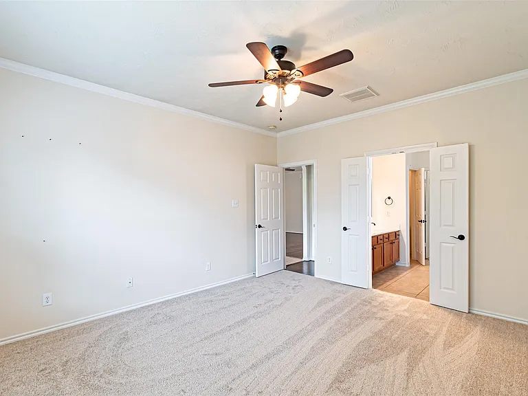 17911 Serene Shore Dr — Photo 28
