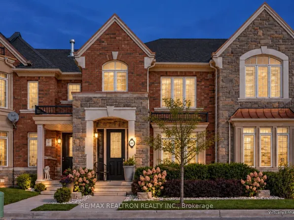 3107 Neyagawa Blvd, Oakville, ON L6M 0P4