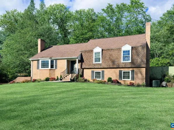 310 Dover Rd, Charlottesville, VA 22901