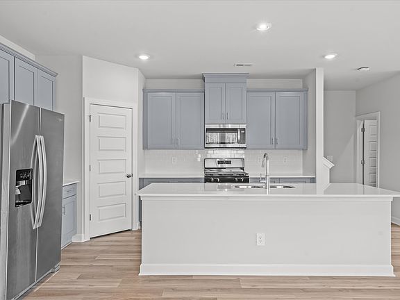 The Opal floorplan modeled at Northbrook Village Townes.