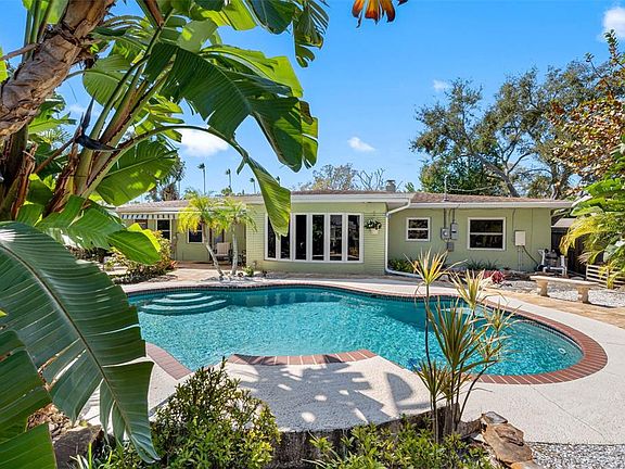 3rd image of 101 Osceola Rd