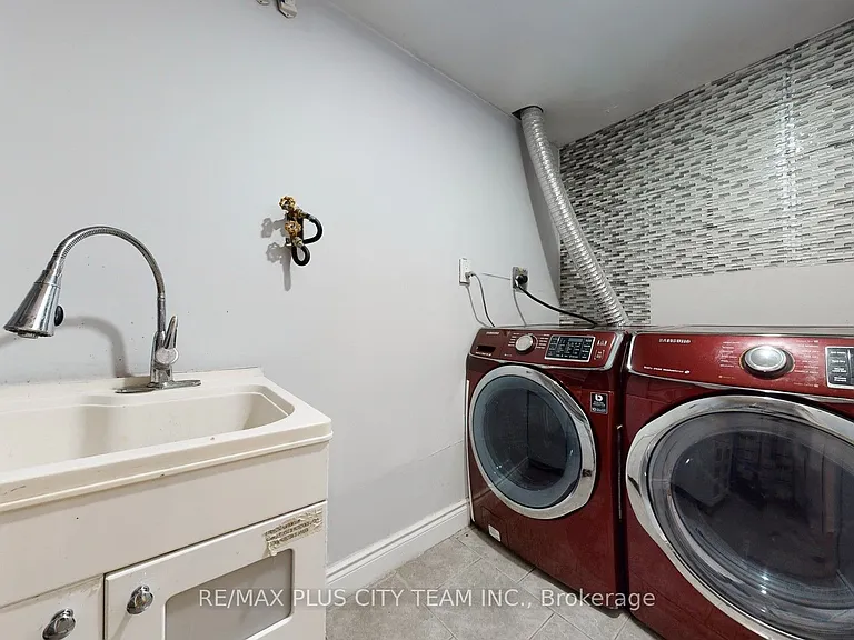 50 Darras Ct — Photo 30