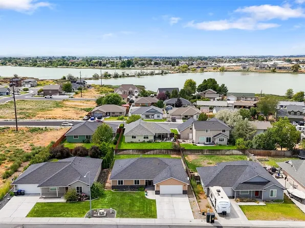1552 S Bailey Avenue, Moses Lake, WA 98837