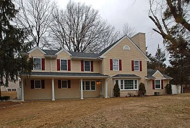 501 Pamela Ln photo 1
