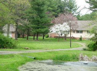 15631 Woodgrove Rd, Purcellville, VA