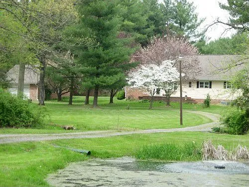 15631 Woodgrove Rd photo 1