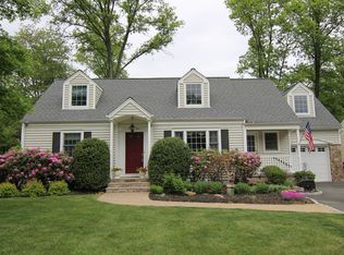 64 Riverside Dr, Denville, NJ 07834