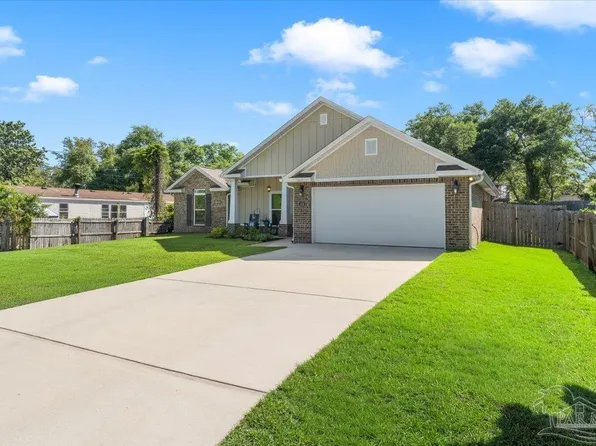 1808 Saint Mary Dr, Gulf Breeze, FL 32563