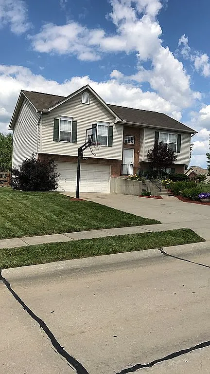 10313 Manassas Ct photo 1