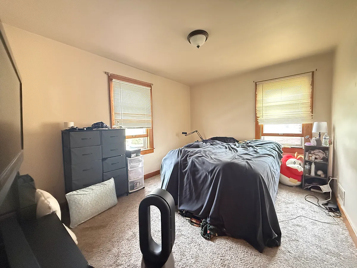 Building Photo - 1514 Golden Ave #2