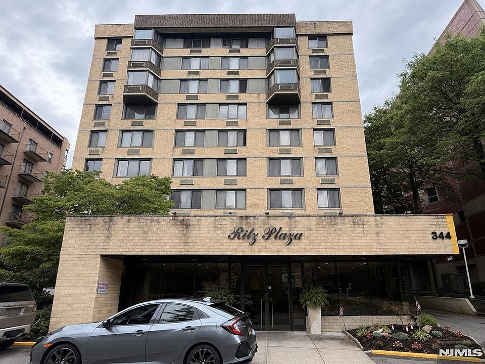 1st image of 344 Prospect Avenue #4H