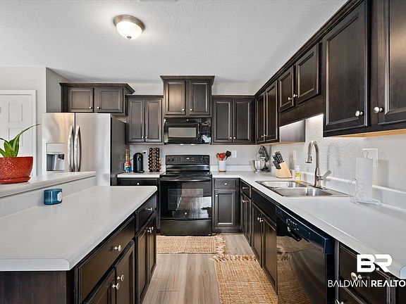 5th image of 2127 Lumpkin Grove Ln
