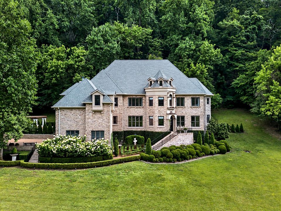 1st image of 1060 Natchez Valley Ln