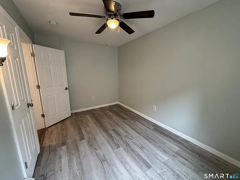 213 Golden Hill St #6F — Photo 13